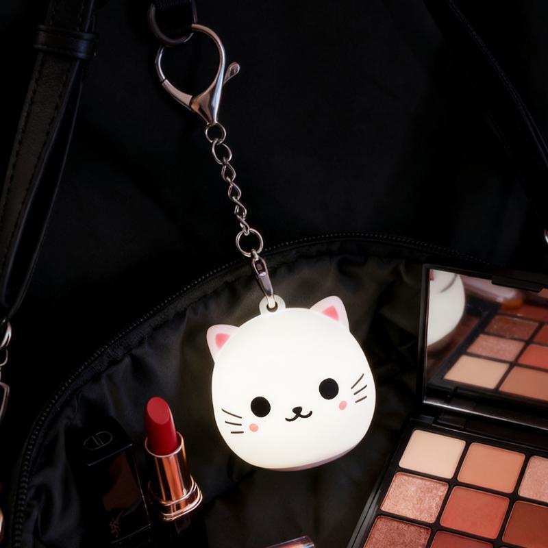 🐱Kitten - 🌟Rechargeable Light-Up Pendant🎁